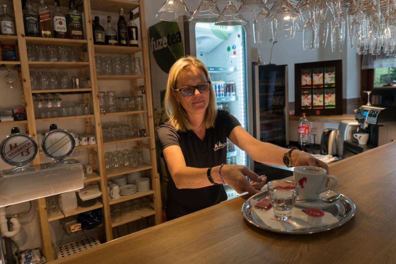 Profamily Hotel Top Benecko Eksteriør billede